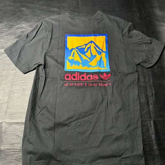 Adidas Mountain Logo T-Shirt - Picture 2 of 3